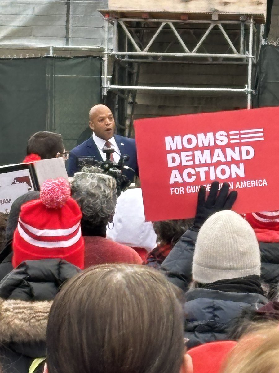 Thank you @GovWesMoore! We won’t stop! @MomsDemand @Everytown
