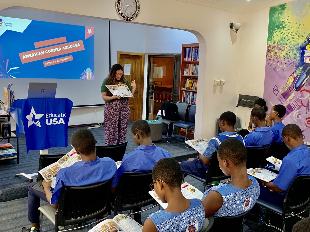 MobileWebGhana's tweet photo. Sarah, our rep from @shorelinecc , is currently sharing insights into the application process. From required documents to key deadlines, she's educating our audience on the available opportunities. 

#edusa #ShorelineCollege #studyabroad https://t.co/gOP9g42NX2