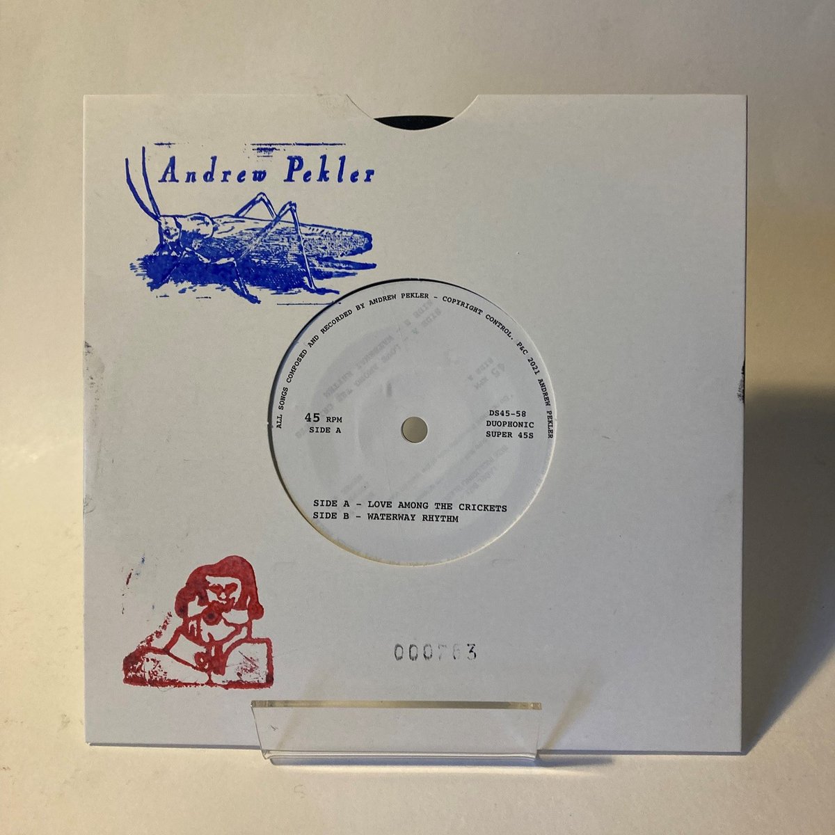 ANDREW PEKLER
Love Among The Crickets 
Limited Numbered 7"
Preorder: resident-music.com/productdetails…

New from Stereolab’s <a href="/45sSuper/">Duophonic Super 45s</a> label, <a href="/andrewpekler/">andrew pekler</a> delivers 2 tranquil clouds of synthy enchantments to calm the nerves &amp; lighten the heart

<a href="/stereolabgroop/">Stereolab</a>