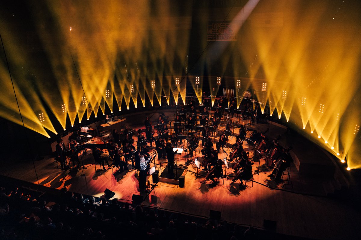 Clap de fin pour la troisième édition de l’Hyper Weekend Festival 🎬 11 000 mercis, aux 11 000 festivaliers qui ont applaudi plus de 100 artistes sur 44 concerts 👏🏻 📸 Mathieu Foucher