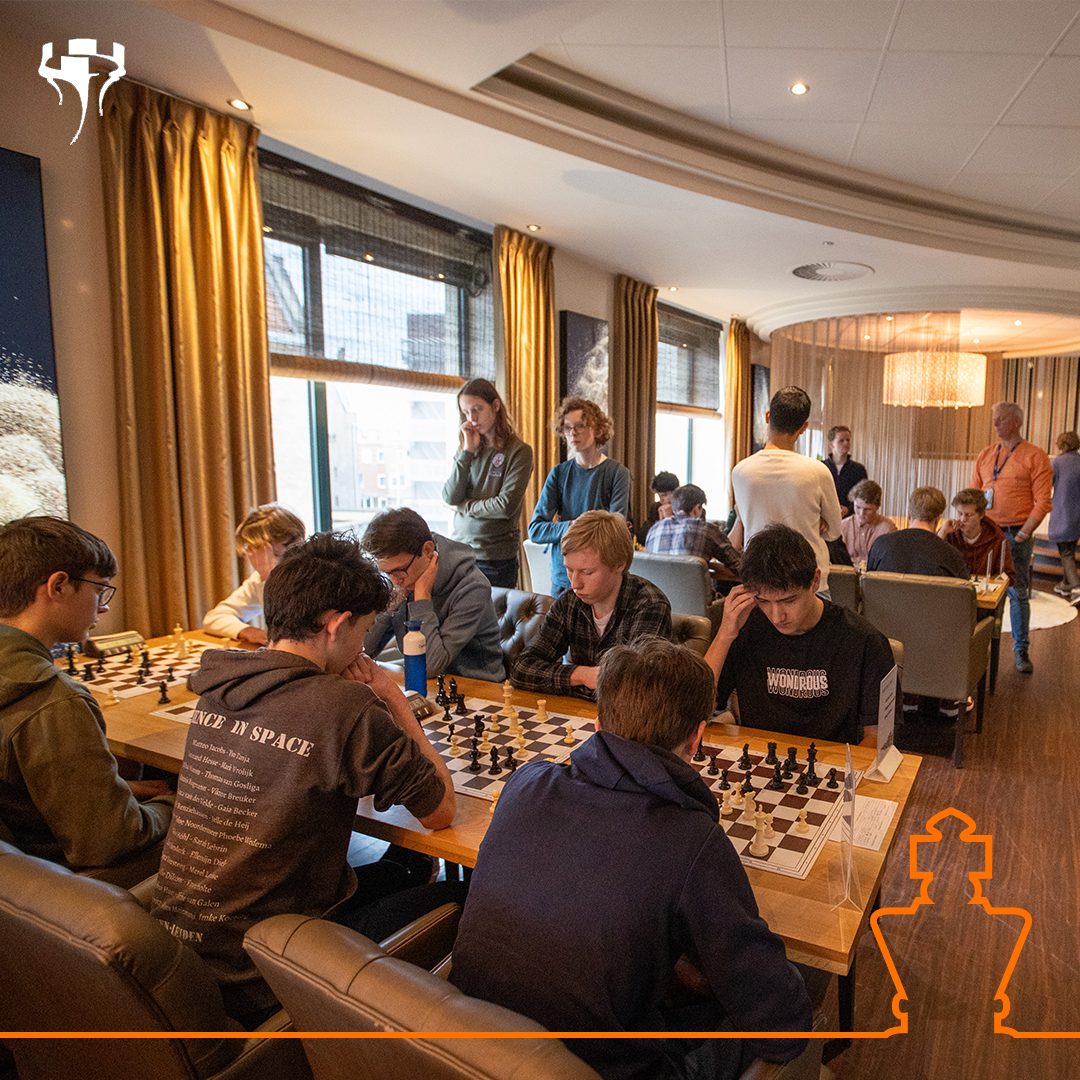schaakbond's tweet photo. Vorige week was tijdens @Tatasteelchess ook de finale van het NK Voortgezet Onderwijs. Naast mooie foto's van Harry Gielen, waren er ook 3 nieuwe kampioenen! Lees alles erover op onze website: https://t.co/Rxz1aa81JS 1/2 https://t.co/MOY2BuVqAW