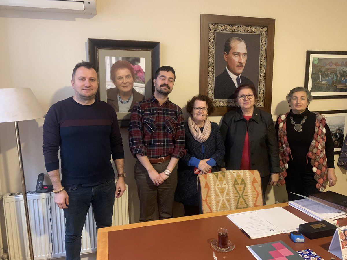 LaiklikMeclisi's tweet photo. Laiklik Meclisi Sözcülerinden Av. Berkay Çelen (@avukatcelen), Çağdaş Yaşamı Destekleme Derneği Genel Başkanı Prof. Dr. Ayşe Yüksel ve beraberindeki heyeti ziyaret etti.

Görüşmede, 3 Mart Laiklik Günü etkinliğimiz ve laiklik mücadelesi üzerine görüş alışverişinde bulunuldu. https://t.co/7vHnMIJImW