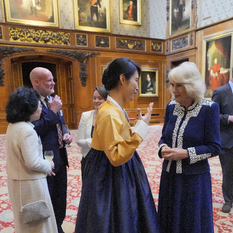 RoyalFamily's tweet photo. “These new books highlight the incredible richness of twenty-first century literary talent.”

The Queen has welcomed authors, illustrators and binders involved in creating special miniature books in celebration of the centenary of Queen Mary’s Dolls’ House.