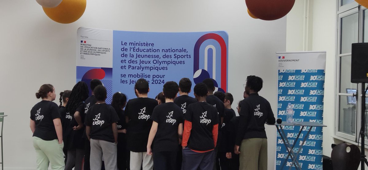 Signature de la convention entre l'Usep, le ministère, la @weblaligue ce matin. Bravo aux usépiens qui ont dévoilé leurs talents de danseuses et danseurs à la Ministre <a href="/education_gouv/">Ministère Éducation nationale</a> et <a href="/Sports_gouv/">Ministère des Sports 🇫🇷</a> <a href="/AOC1978/">Amélie Oudéa-Castéra</a> pour une démonstration de la danse des Jeux de <a href="/Paris2024/">Paris 2024</a>! 🔥