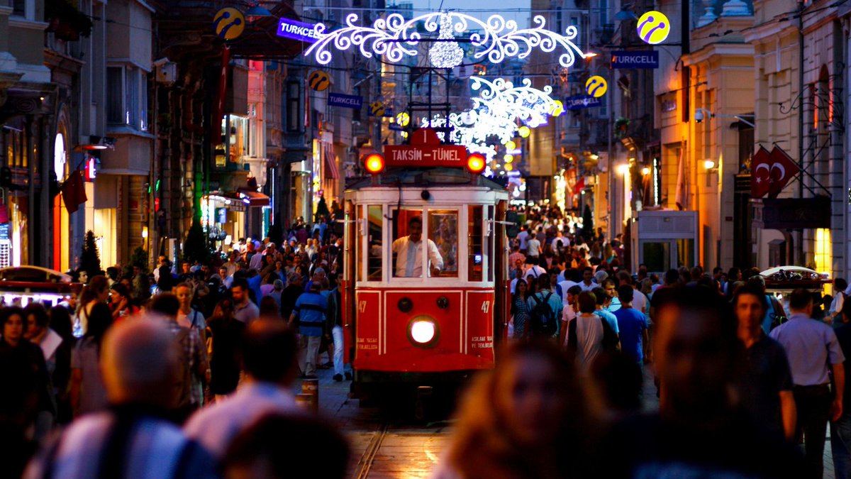 City of Lights; Istanbul 🕊️

#الهلال_انترميامي #ولعت #ChandigarhMayorElection #SuicideSquadGame #хтивийпонеділок #bbrightvc #thicktrunktuesday
