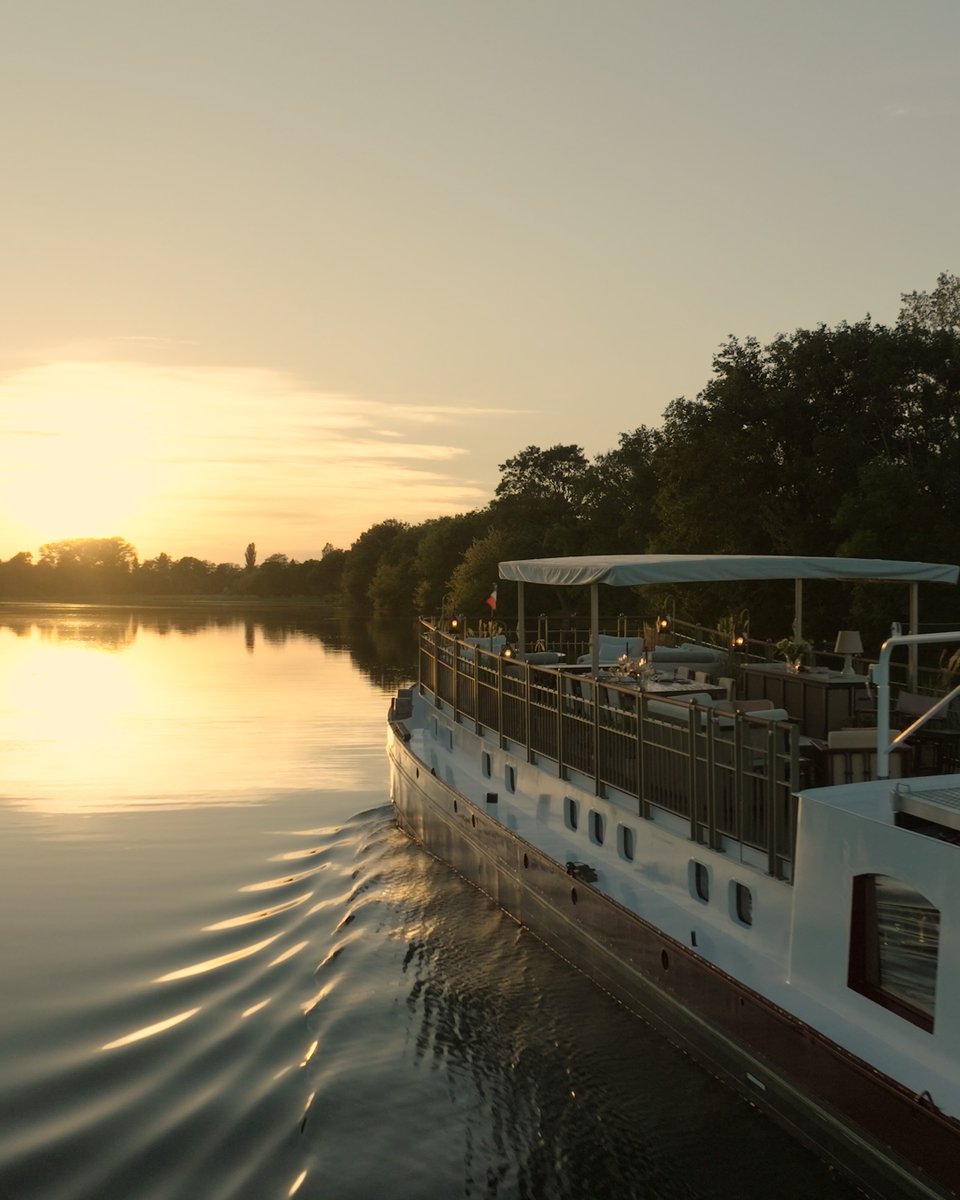 The newly renovated luxury river boat in our Les Bateaux Belmond fleet, Coquelicot winds through the waterways of the Champagne region from Sillery to Épernay exploring a culinary heartland. Discover here: bit.ly/3SiUUPx #TheArtOfBelmond #LesBateauxBelmond #Champagne