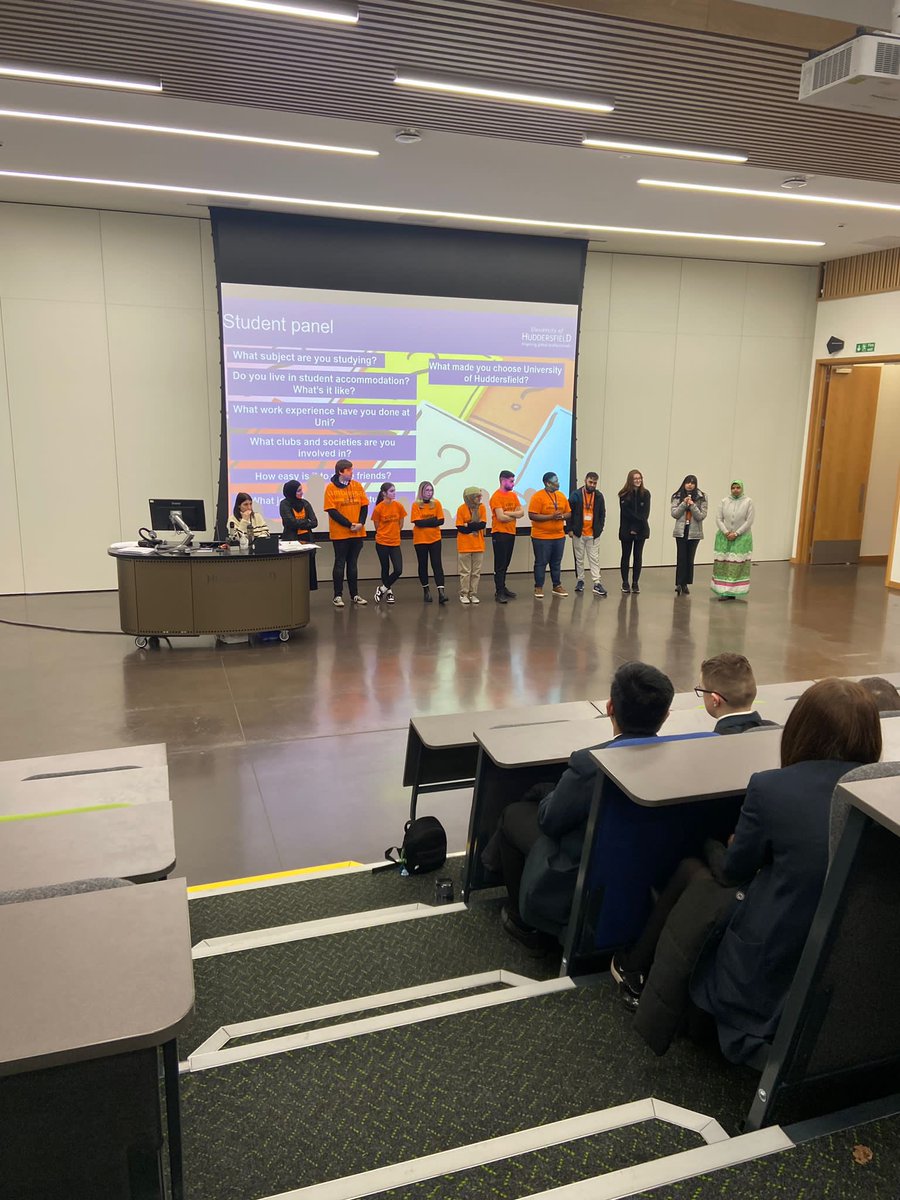 Year 9 Futures Week
Thank you to the University of Huddersfield and their fantastic student ambassadors for an interesting insight in university.
#HudUni
