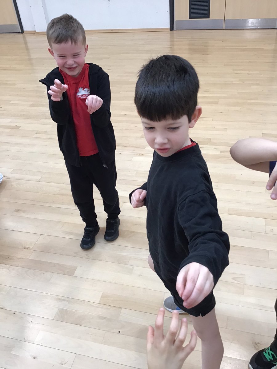 Mackie2Nikki's tweet image. The children in @GRPALime did a brilliant job in dance using their bodies to represent different animals. Can you guess what animals they are? #dancemoves #onetwothreefour