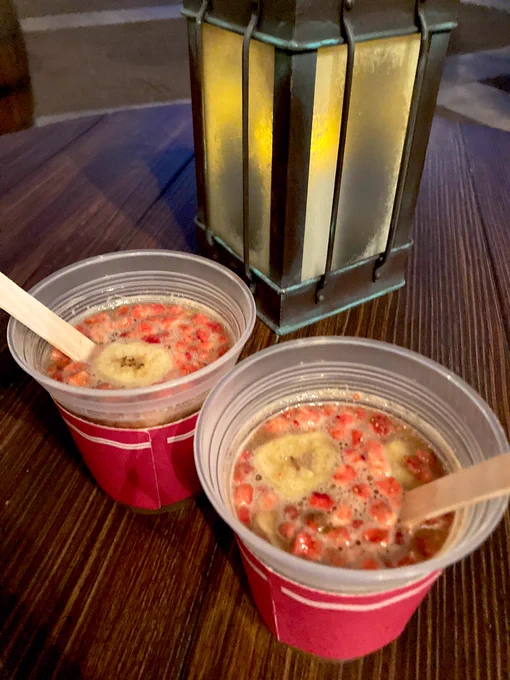 みずなさんと2日連続夢の国キメて来ました!!乗り物もたくさん乗れたし、食べ歩きも充実していたぜ すごい楽しかった!!!!お酒美味しい!!!ジェットコースター楽しい!!!美味しい!!! 
