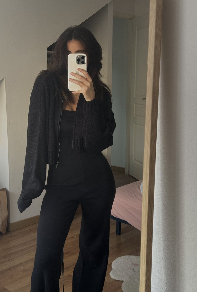 Aloonea 🧸 tweet media