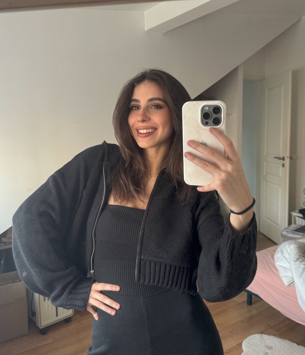 Aloonea 🧸 tweet media