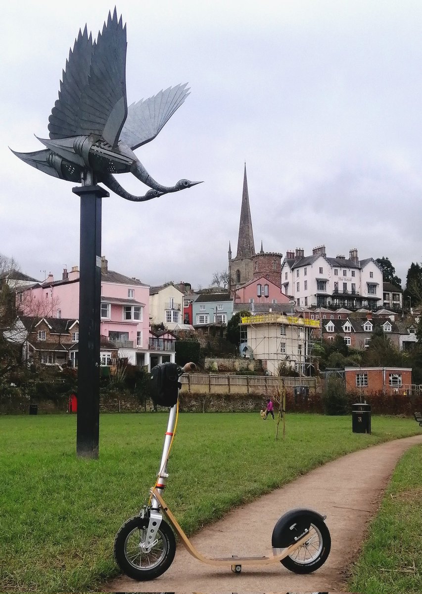 Kenny's Taxis tweet media