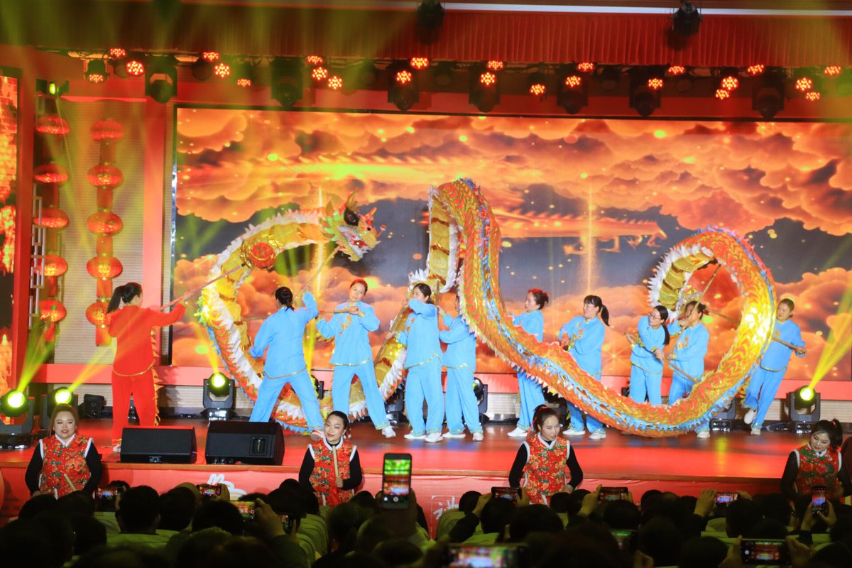 Bonefishe's tweet image. 龙年舞龙闹新春。 #Xiangshan #Springf