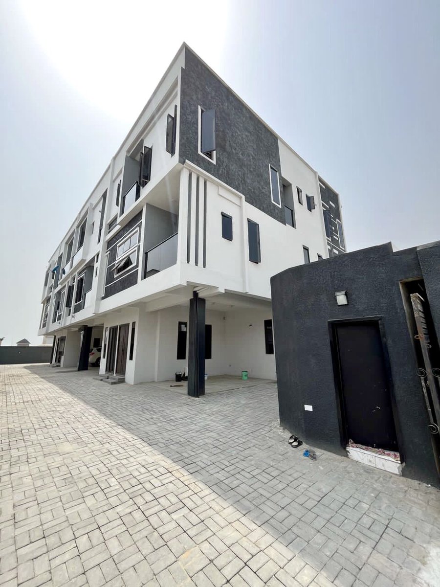 Nwa Di Sharp tweet media