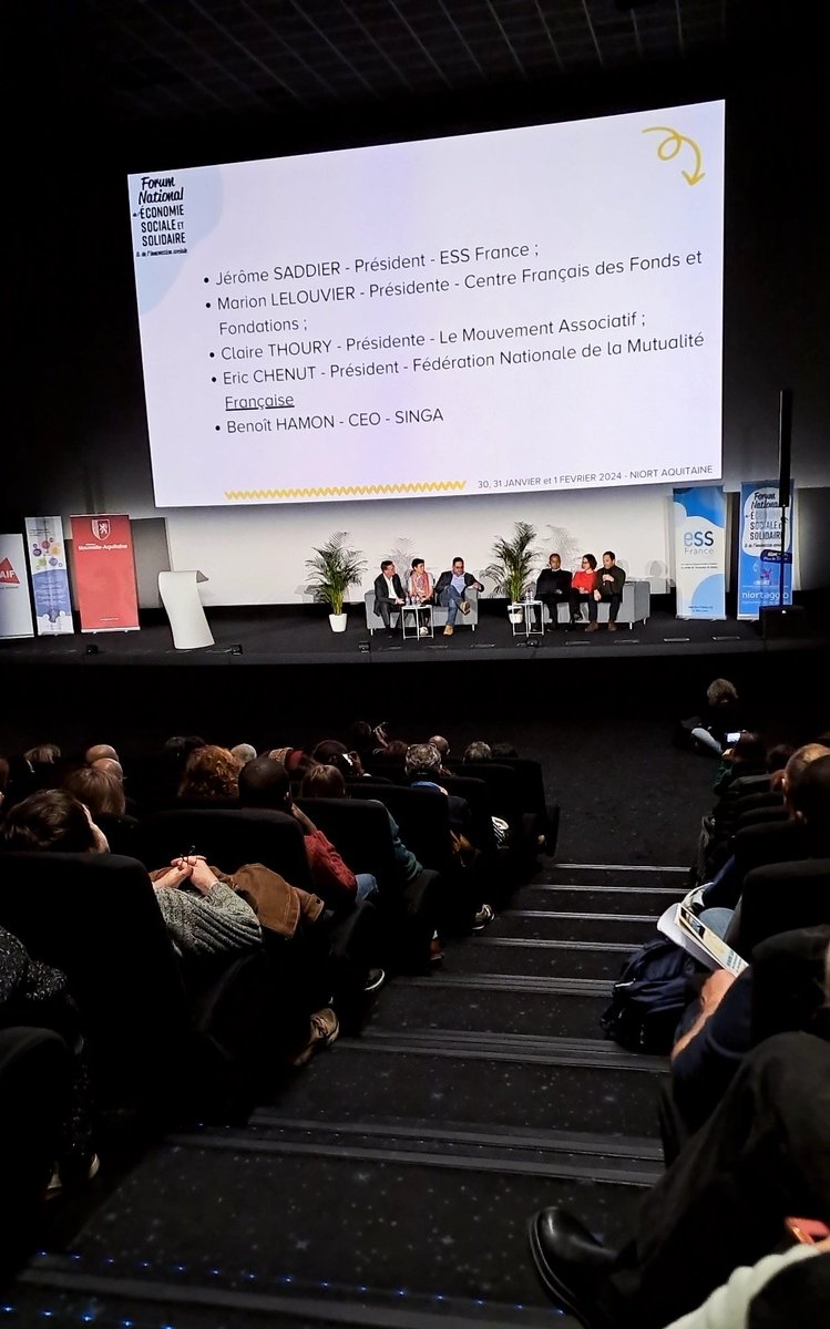 RBoeufAlary's tweet photo. #Niort accueille pendant 3 jours le @ForumEss qui fête ses 10 ans cette année ! 
Table ronde très intéressante ce soir au Méga CGR 
➡️ "10 ans après la loi Hamon, l'heure de vérité pour l'#ESS" en présence entre autres de l'ancien ministre @benoithamon #ForumESS https://t.co/HZuyWx4Exi