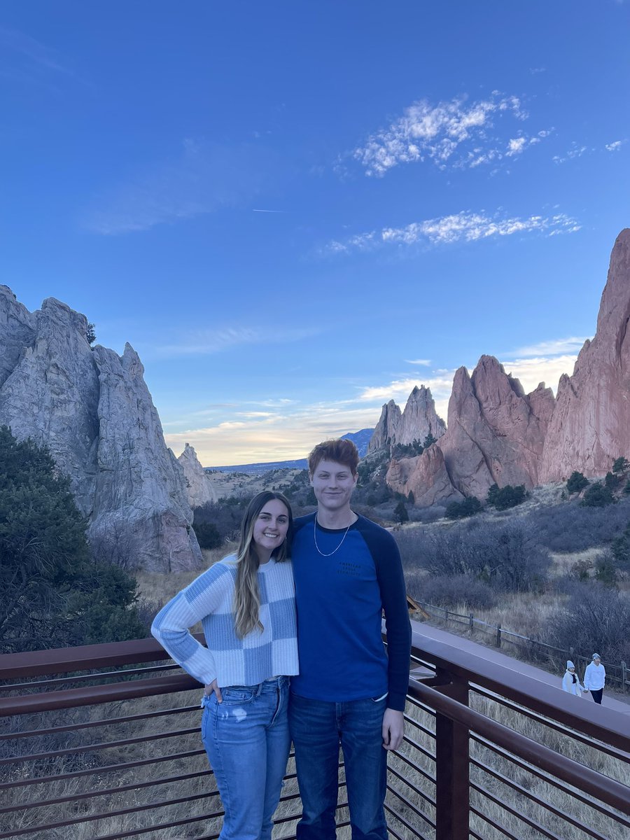 CaJackson193's tweet photo. Winter break Colorado Springs trip. https://t.co/0AI8INFtNa