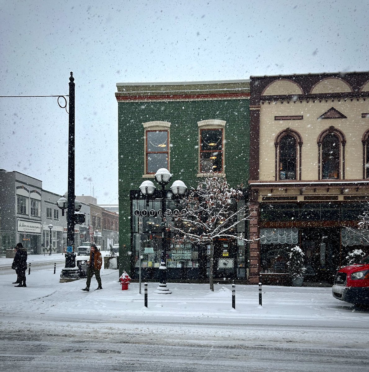 How to survive this 83rd day of January: 1. Find a cozy bookstore. 2. Hole up and read. 3. Repeat.