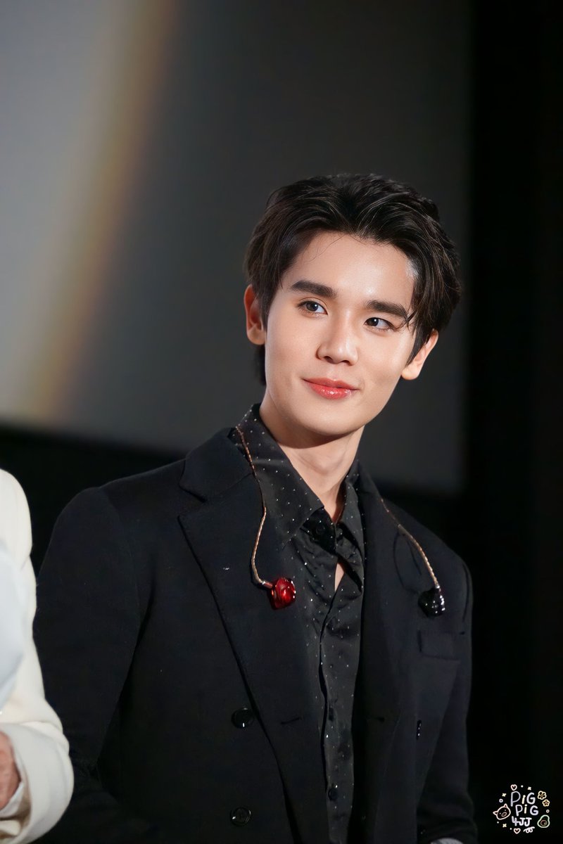 pigpig4archen's tweet photo. รอยยิ้มน้อยๆแบบนี้คือขิตคร้าาาา
#LastTwilightSeriesFinalEP 
#jimmyyjp @jimmyyjp_ https://t.co/trUOYEz6hw