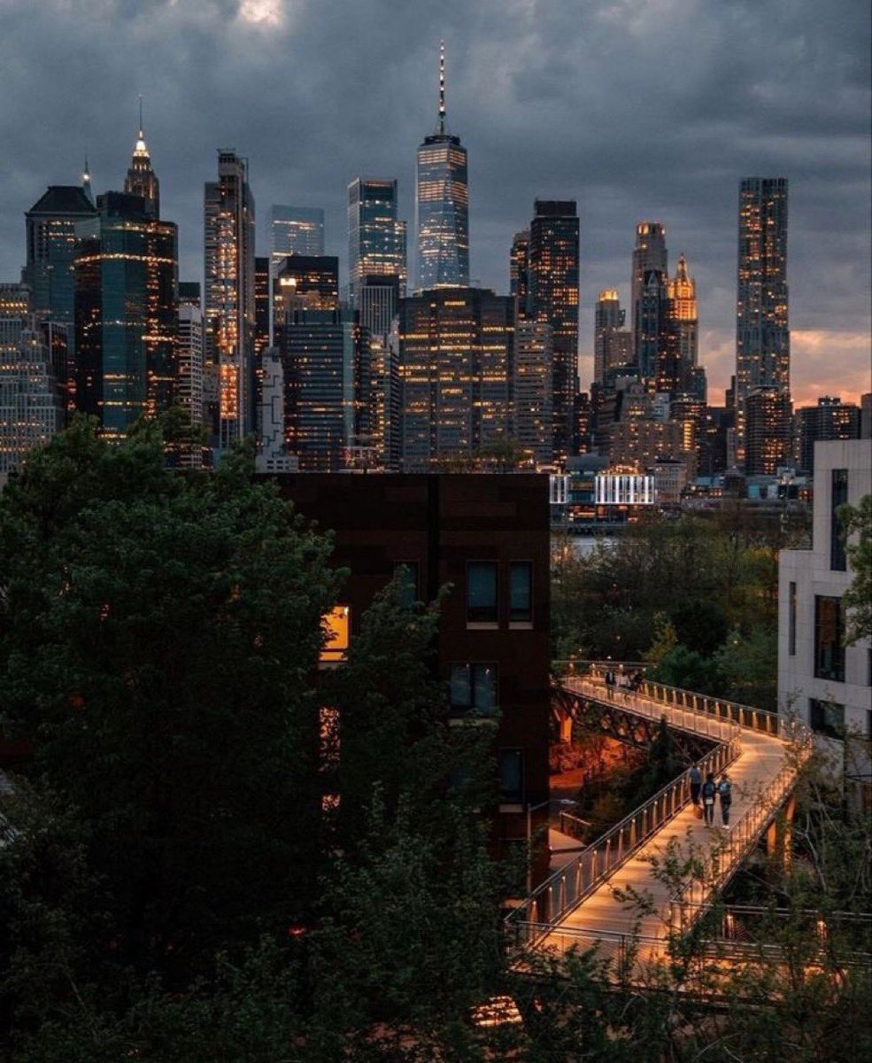 travly's tweet image. New York City 🗽