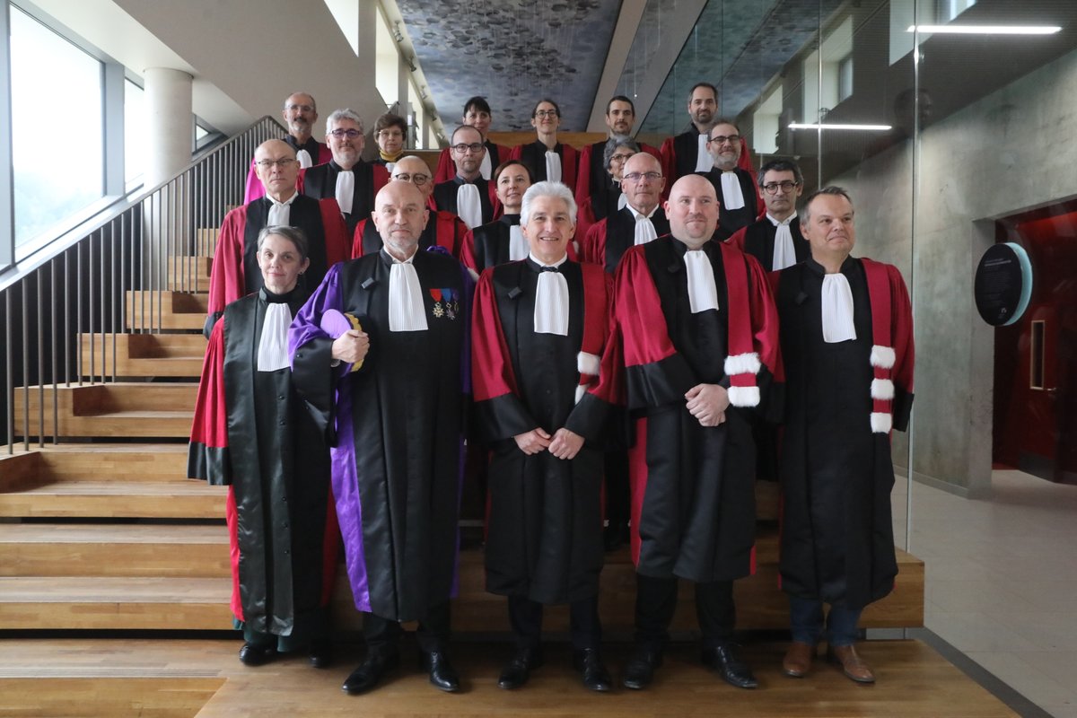 JS Filhol (@filholjs) on Twitter photo Doctorat honoris causa de Philippe Dubois remis par notre université à un grand chercheur et enseignant <a href="/JeanyvesWinum/">Jean-Yves WINUM</a> <a href="/umontpellier/">Université de Montpellier</a> <a href="/SClementICGM/">Sébastien CLEMENT</a> Doctorat honoris causa de Philippe Dubois remis par notre université à un grand chercheur et enseignant <a href="/JeanyvesWinum/">Jean-Yves WINUM</a> <a href="/umontpellier/">Université de Montpellier</a> <a href="/SClementICGM/">Sébastien CLEMENT</a>