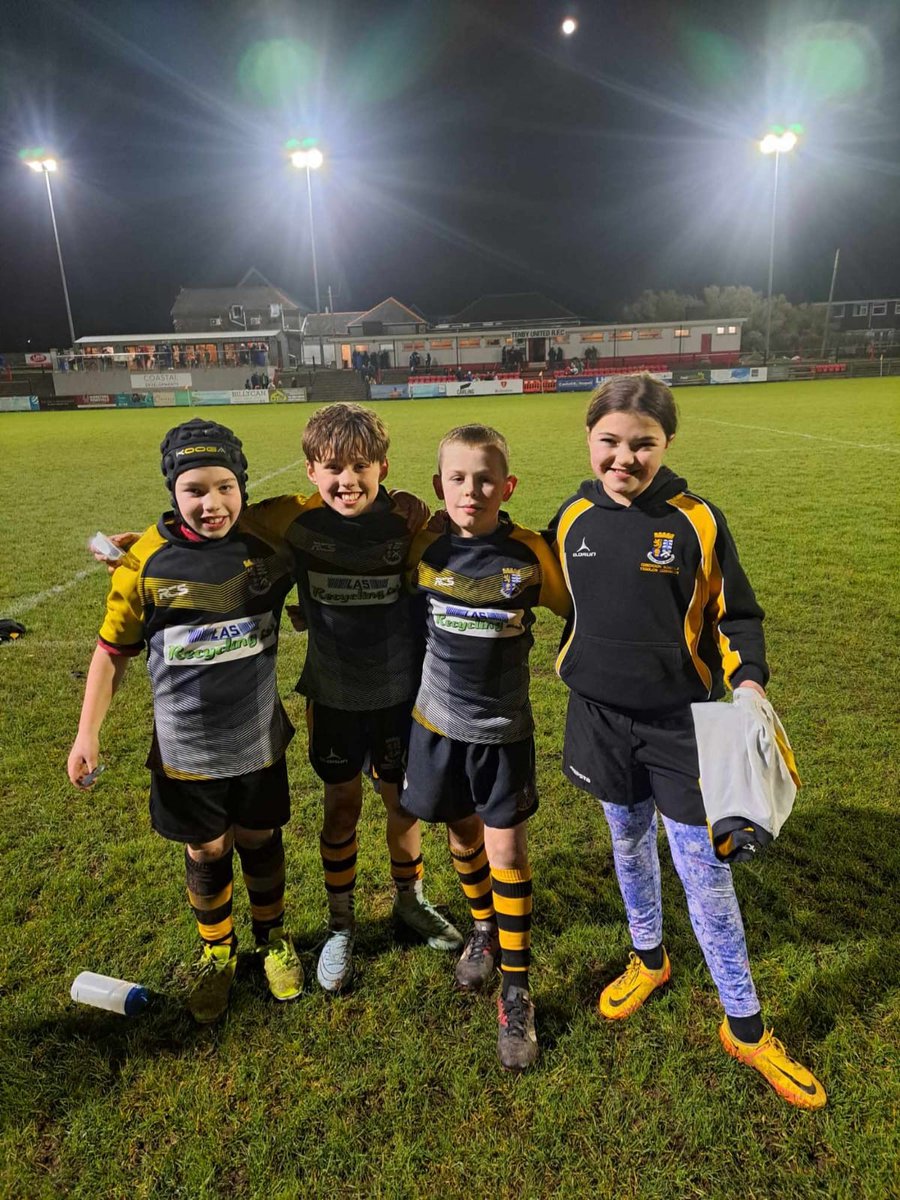 Ysgol DyffrynCledlyn tweet media