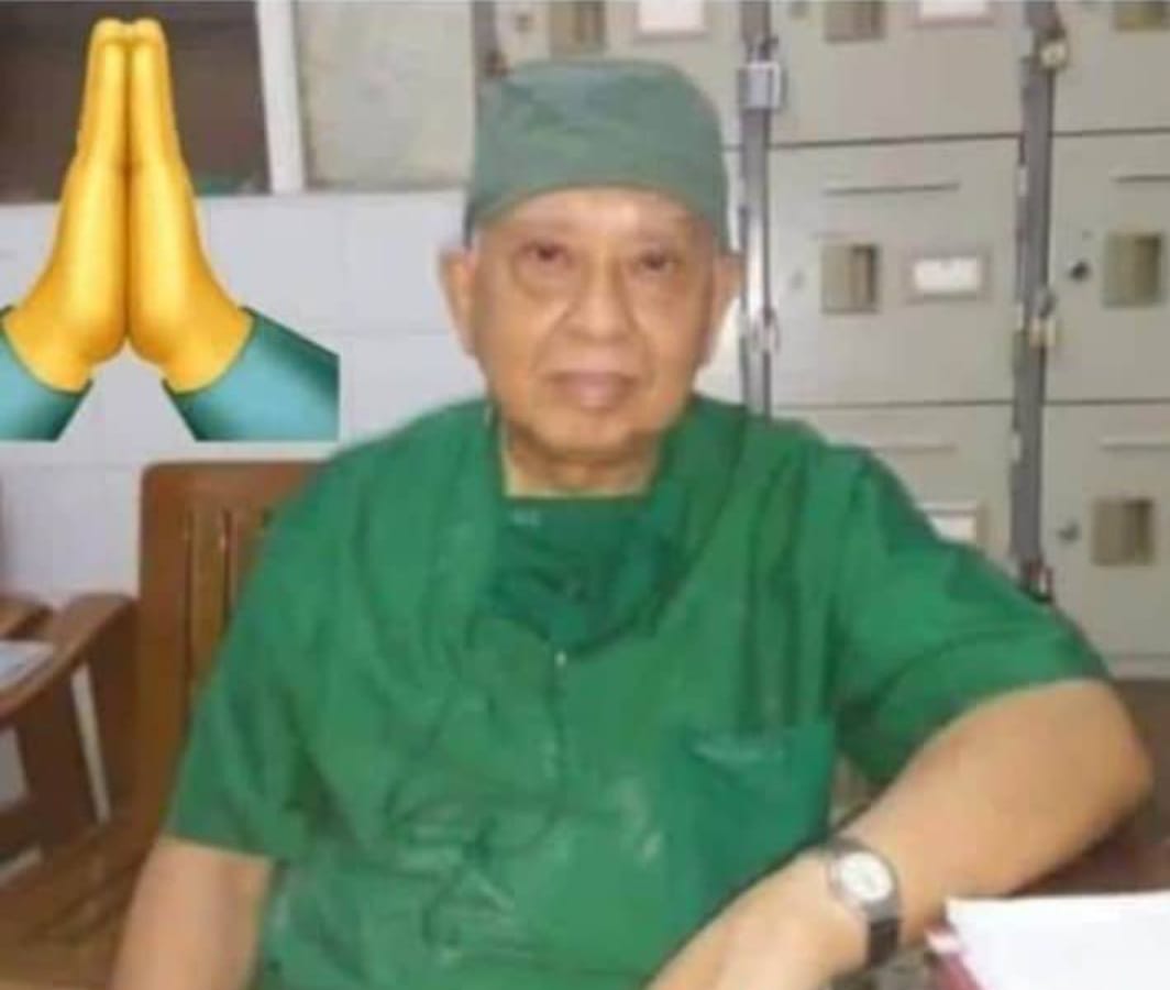 *कैंसर कोई खतरनाक बीमारी नहीं है!*

*डॉ. गुप्ता कहते हैं, लापरवाही के अलावा कैंसर से किसी की मौत नहीं होनी चाहिए। (1). पहला कदम चीनी का सेवन बंद करना है। आपके शरीर में चीनी के बिना, कैंसर कोशिकाएं स्वाभाविक रूप से मर जाती हैं।*
 *(2). दूसरा कदम यह है कि एक कप गर्म पानी में नींबू