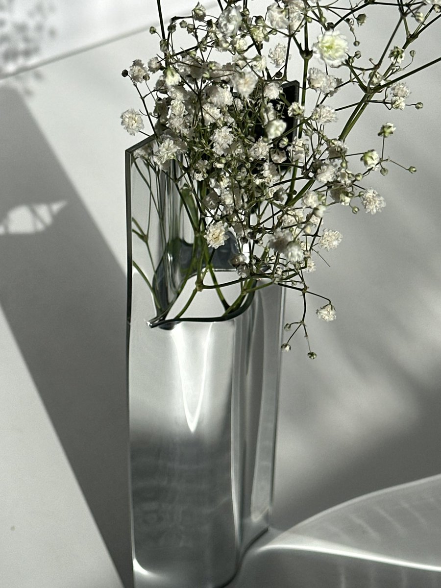 Nicholas Baker tweet media