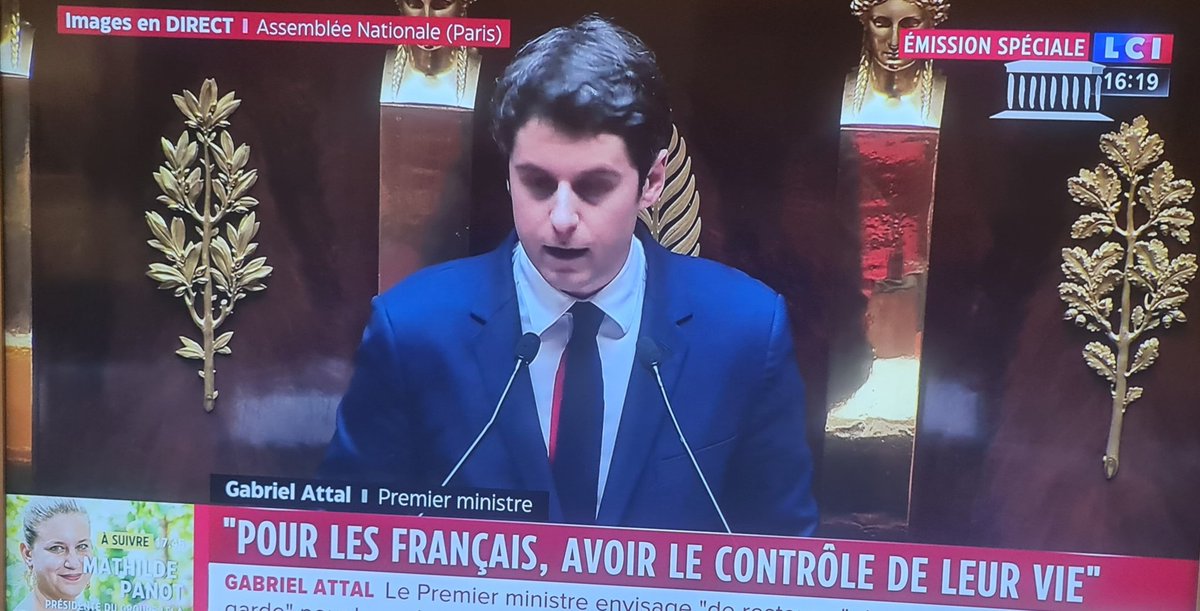 𝐔𝐧 𝐝𝐢𝐬𝐜𝐨𝐮𝐫𝐬 𝐡𝐢𝐬𝐭𝐨𝐫𝐢𝐪𝐮𝐞 
Un discours puissant et mobilisateur.
Un discours qui parle vrai, qui donne des réponses 
Un discours clair et une méthode saine et efficace. 
Les oppositions hurlantes sont sans voix et bégaient 
Fier d'être dans la France de