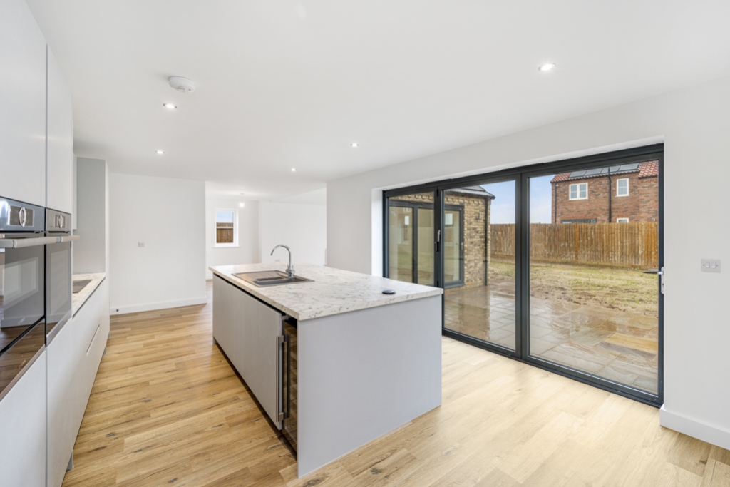 PygottandCrone's tweet photo. 📣 THE FINAL BUNGALOW FOR SALE AT WIGNALS WOOD - Now built and ready to move into!

📍 Plot 76 Blackthorn, 14 Hickory Close, Wignals Wood, Holbeach
🔴 £425,000
👉 https://t.co/1c7MO1Y3C8

For all enquiries please contact our Spalding &amp; Holbeach sales team on 01775 717360 📱 https://t.co/EndZTG6pP5