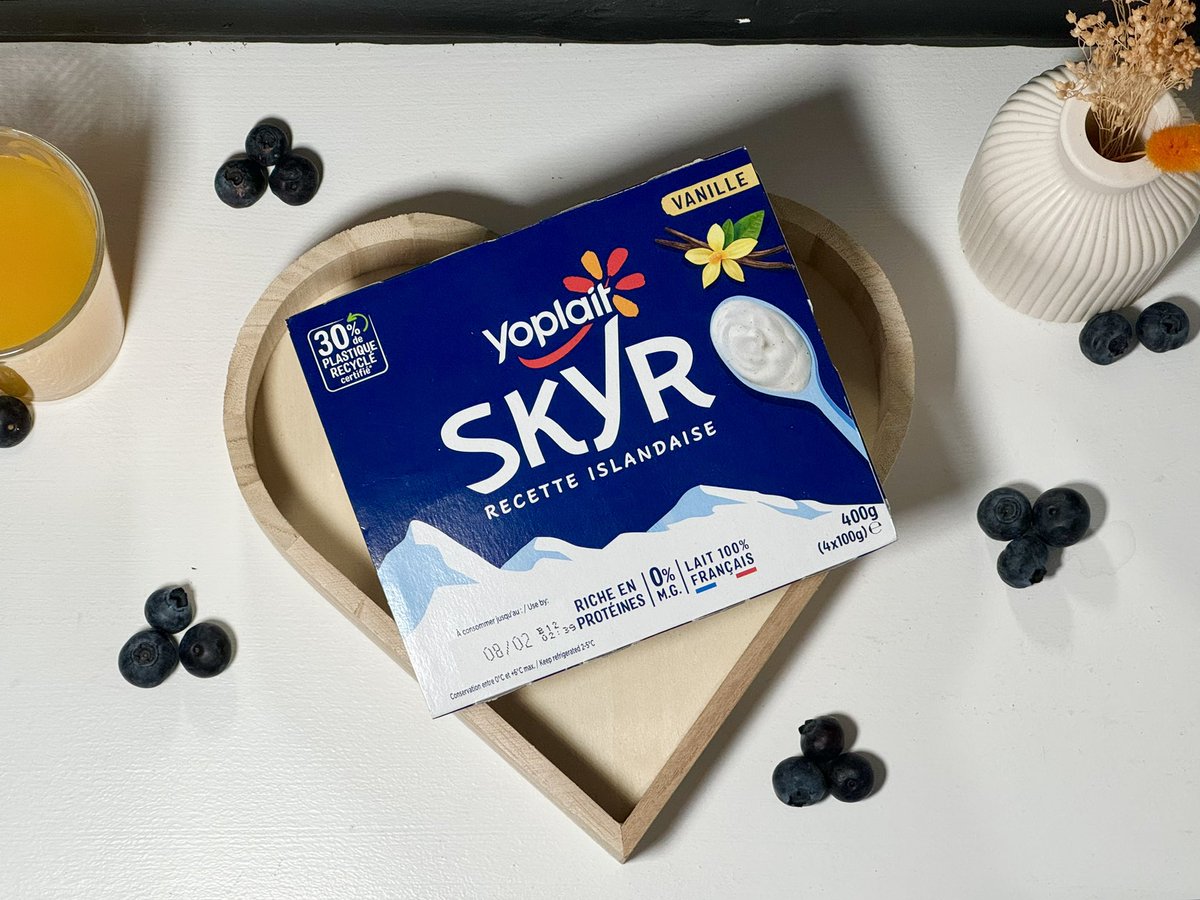 StefPya's tweet photo. Pensez à @yoplaitfrance pour vos petits déjeuner 🌱
 #yoplaitskyr #skyrpéférédesfrancais #yoplaitskyràlafrancaise https://t.co/NcJz1ZeRK9