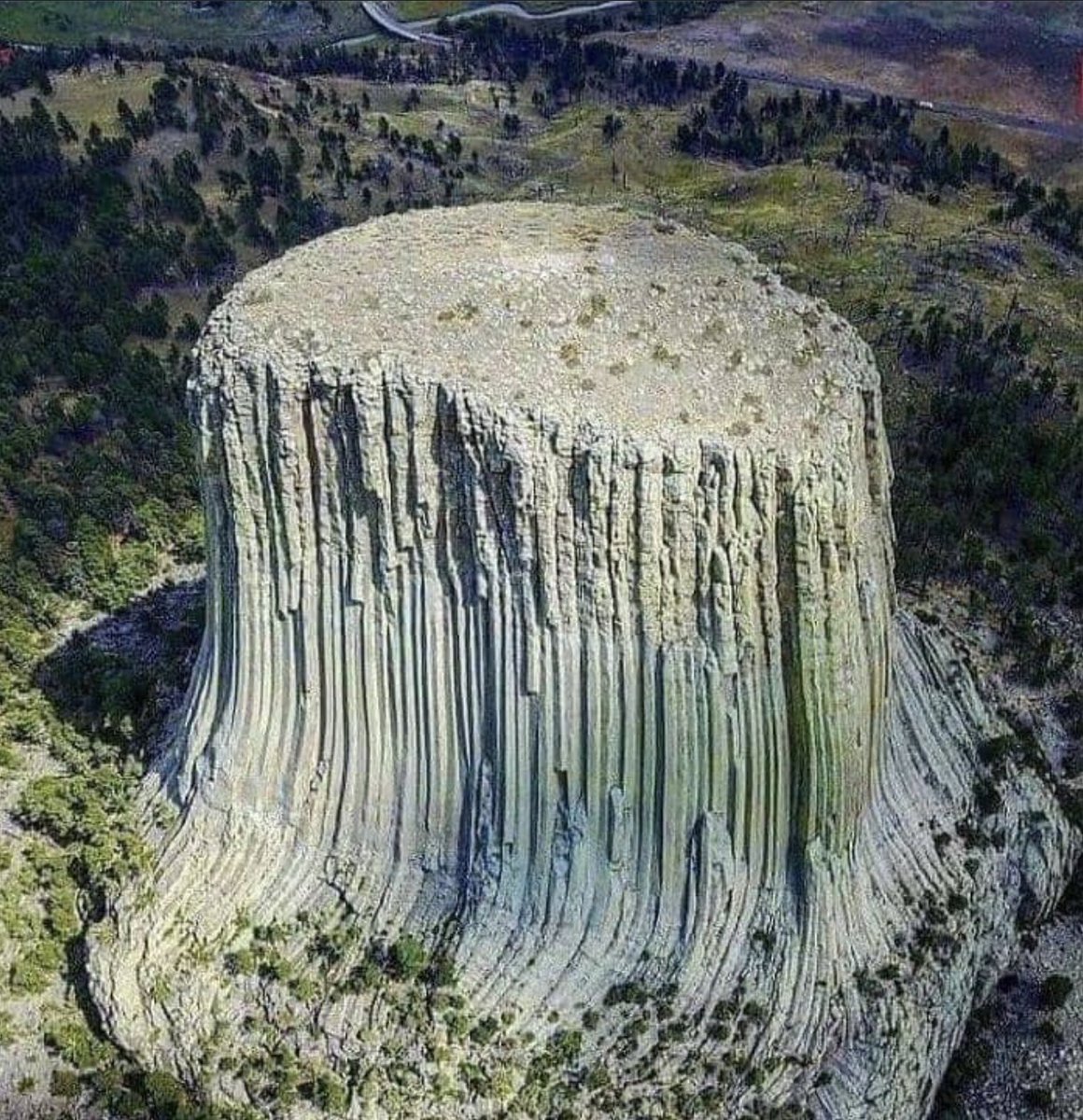 sageofstones's tweet photo. Question:
How is this not an ancient tree stump? https://t.co/vmLwAqaLyp