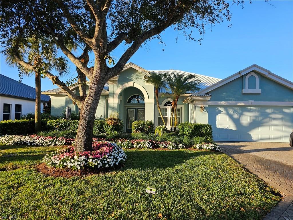 HoeyTeam's tweet photo. Check out this property just listed in 34109 https://t.co/lRVK5GKiWO https://t.co/VDWhSt2Btv