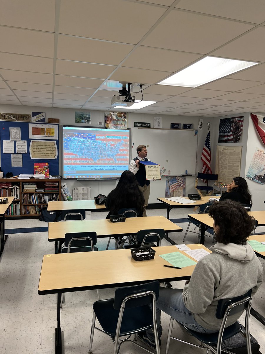 Our department ideals are “scholarship, citizenship, and inquiry”. Mr. Rooney is an embodiment of all three. Congratulations to <a href="/econAPUSH212/">Tom Rooney</a> for earning a master’s degree in US History #leydenpride