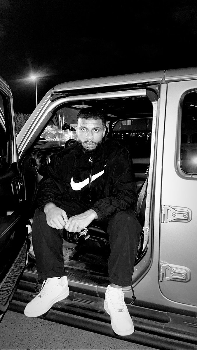 brooksiide_'s tweet image. your beauty is filthy