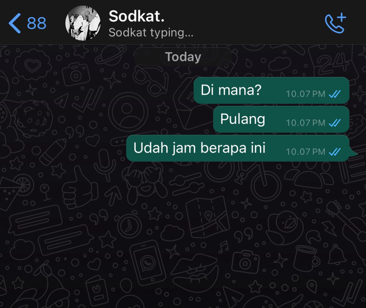 NAAMER1CAN0's tweet photo. #SodkaTime; ketika disuruh pulang. (0/10) https://t.co/WX615P9HyB