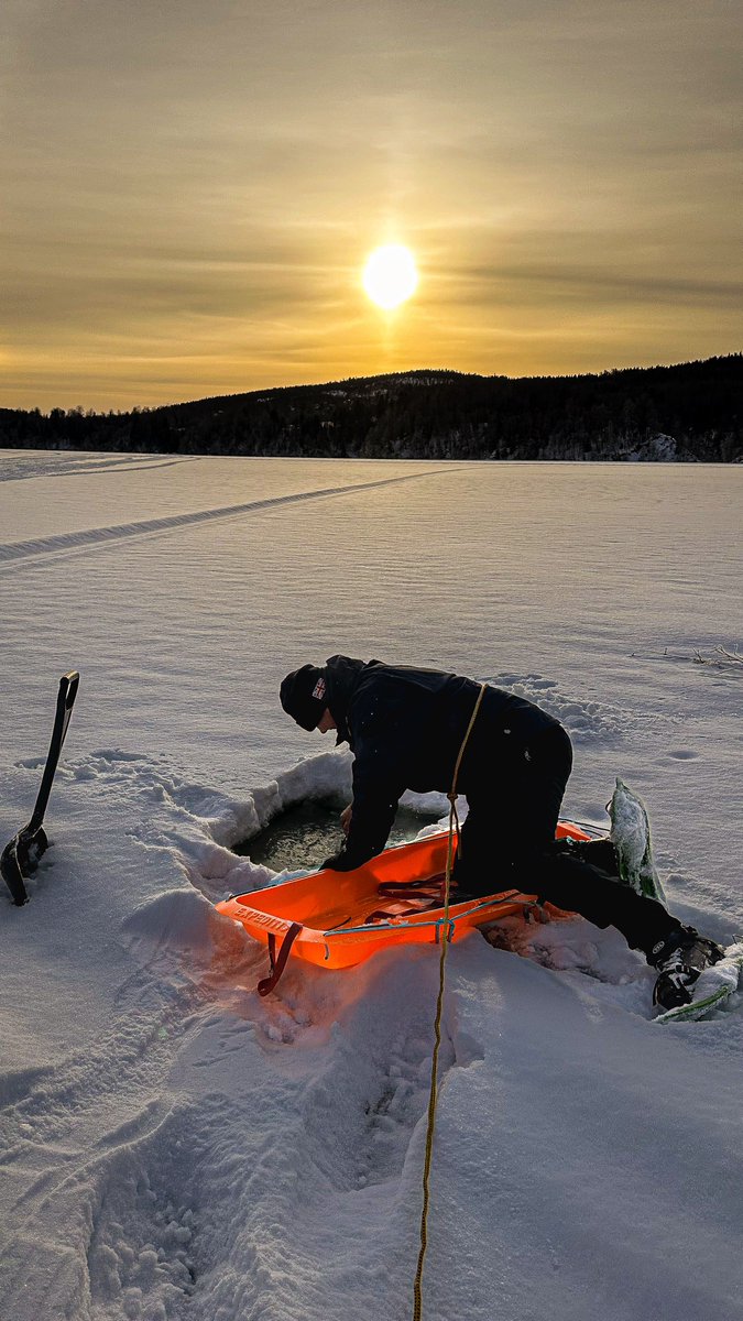CheshireISAR's tweet photo. We currently have a team member deployed to Sweden on a cold weather exercise. Gaining knowledge on how to survive and work in extreme conditions. #beprepared #sweden #UKISAR #coldweathertraining https://t.co/nWwRzIFwru