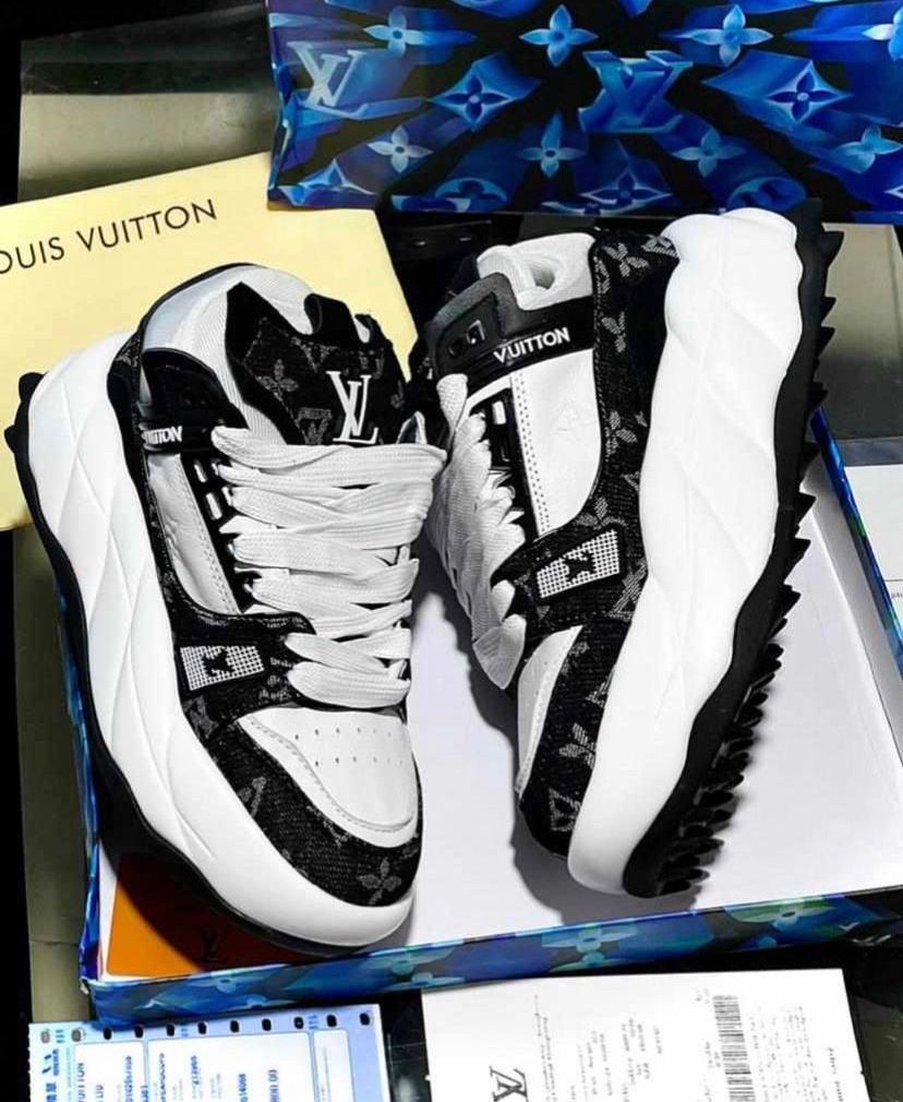 That-footwear-Guy 💊🥼 tweet media