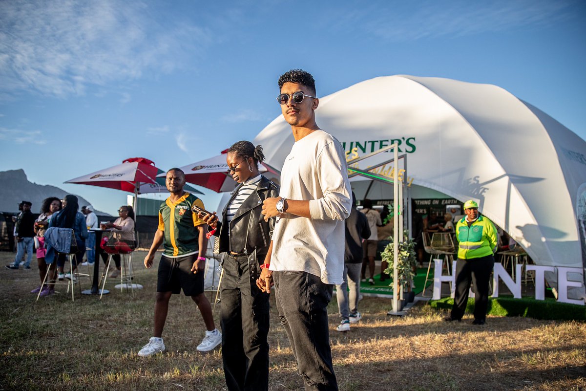 CottonFestJHB's tweet photo. Throwback to UCFSC Cape Town with the freshest @hunterscider experience 😎
#cottonfest #hunterscider #votecottonfest #votemusic #votelifestyle #votefashion #votesport #voteart https://t.co/wfCtmgkp0z