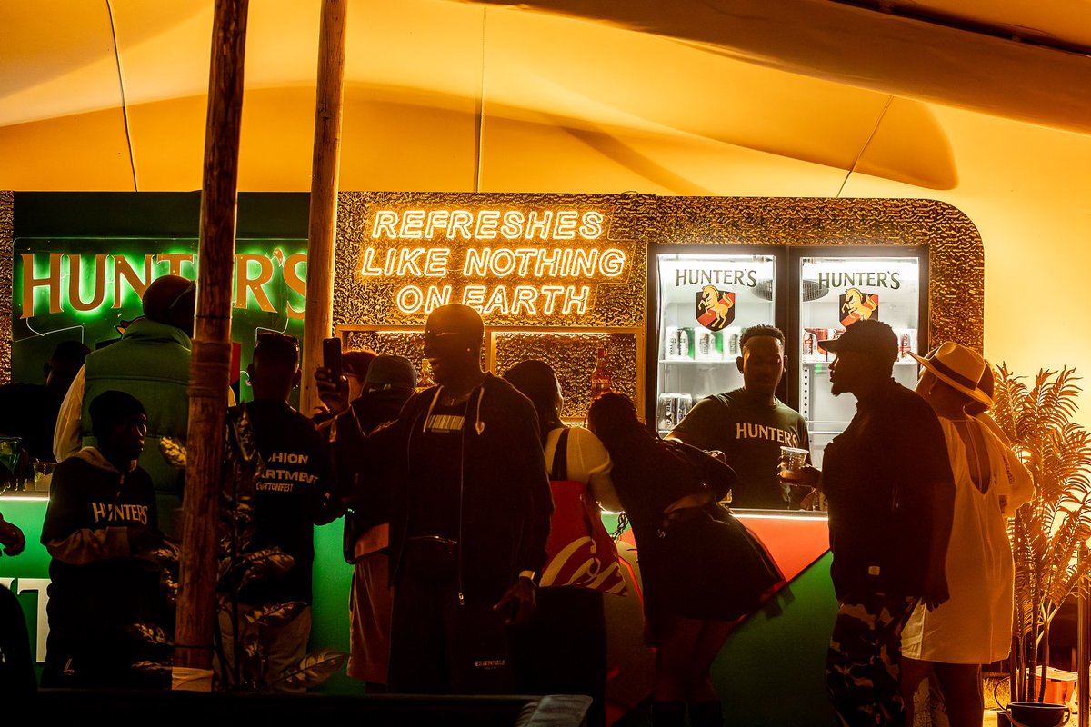 CottonFestJHB's tweet photo. Throwback to UCFSC Cape Town with the freshest @hunterscider experience 😎
#cottonfest #hunterscider #votecottonfest #votemusic #votelifestyle #votefashion #votesport #voteart https://t.co/wfCtmgkp0z