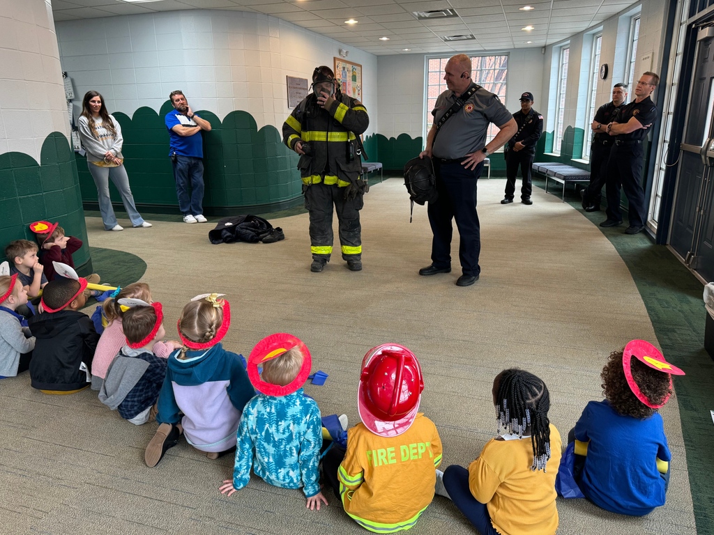 wpsmemphis's tweet photo. In January, PK explores the world around them & begins with a study on Memphis! Parents visit to talk about their careers and involvement in the Memphis community. Girls and boys learn about Memphis landmarks, famous people, and attractions!
#wpsmemphis #communityunit #pk https://t.co/1epDd5qYDy