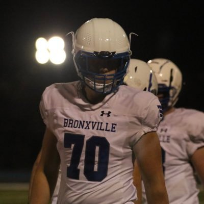 Senior Standouts: Class of 2024

Alex Chrostowski (Bronxville HS) had a FANTASTIC senior season for the Broncos!! He was selected 1st Team All-State in Class C as an Offensive Lineman, along with All-Section &amp; All-League Honors!! 
#NYmade <a href="/Alex_Chrost/">Alex Chrostowski</a> #NYfootball