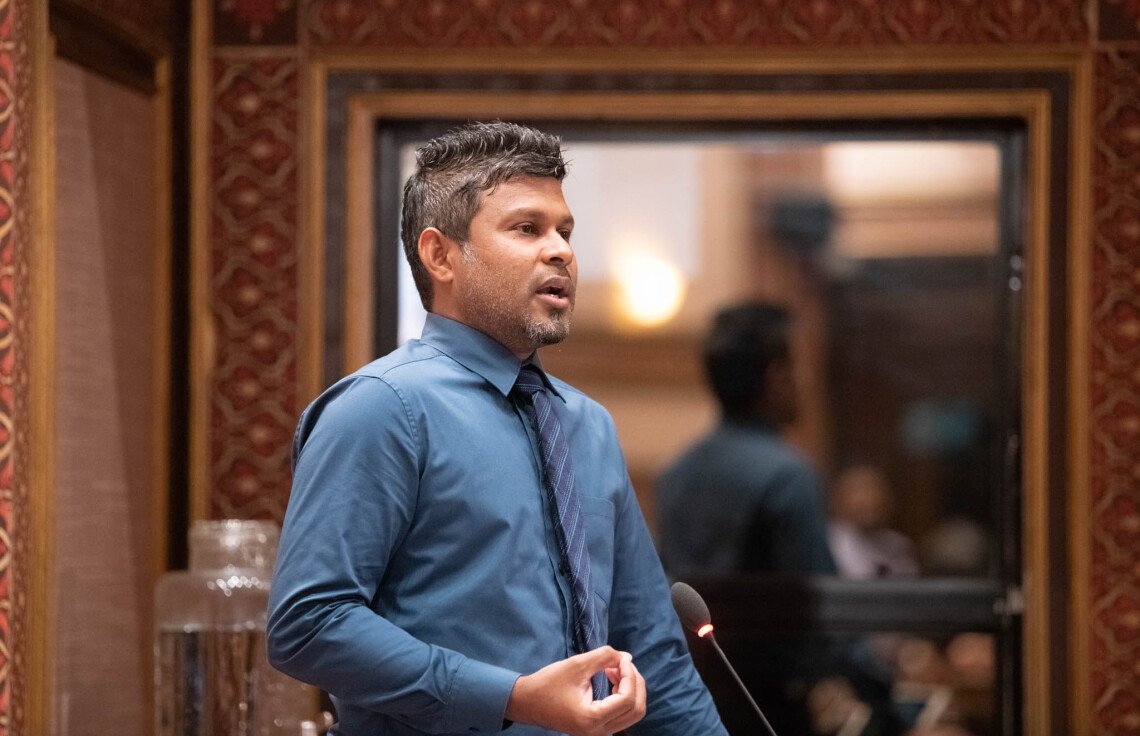 HKurusee's tweet photo. Same party (PPM/PNC) will rule until 2028 even after @MMuizzu is impeached.

We're only changing the leader.

This means @HucenSembe would be in charge of implementing PPM/PNC's 2023 - 2028 manifesto instead of @MMuizzu. https://t.co/levIpl2eja