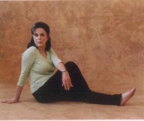 nirmalaheriza's tweet photo. STHIRA SUKHAM #ASANAM #YogaAsana is a steady easeful pose #Patanjali Lgd #SwSatchidananda https://t.co/gu7OHDKtPT “#Maude”Dir #HalCooper (80) @angelrain108 #LindsayCrouse #BlueBloods_CBS #WendyGoldberg for #DrYoga #ForbesLife #harvardmed #etnow #harpersbazaarus #amazonbooks https://t.co/4cWM0mgNll