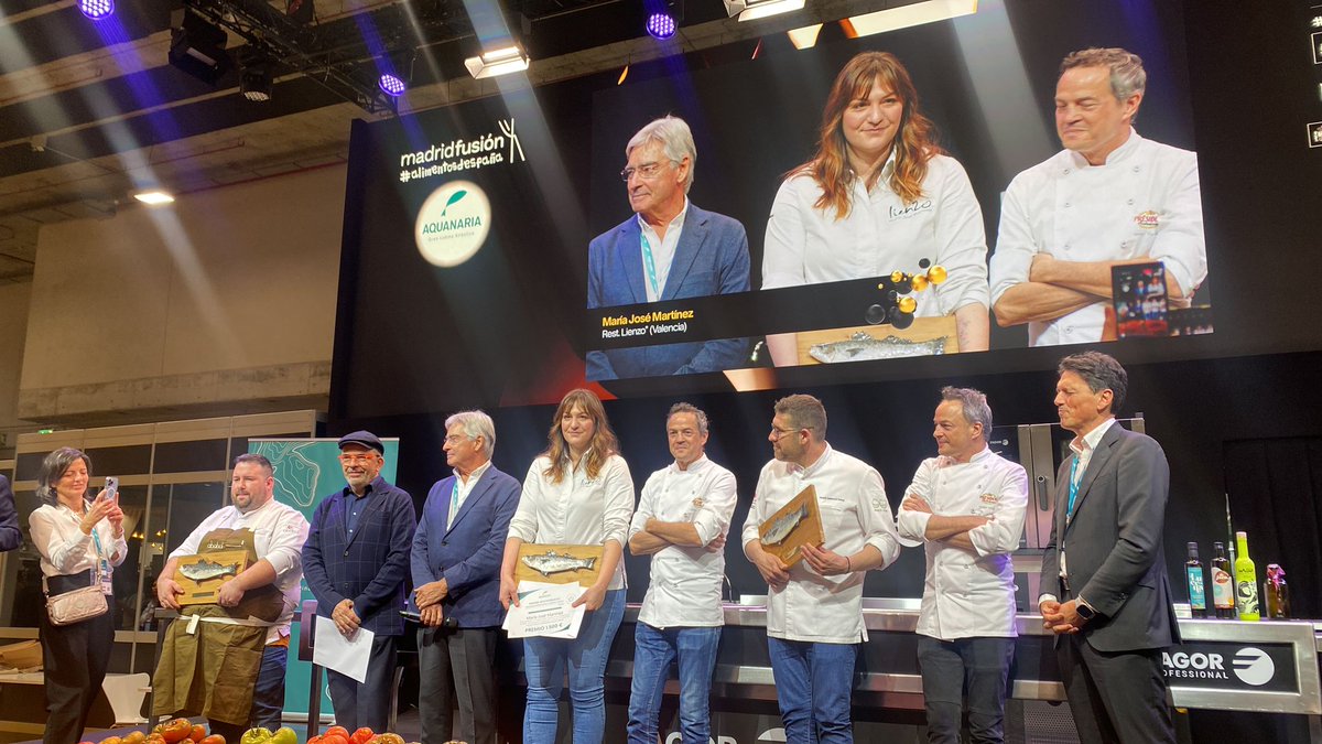 Fundació VisitValència (@fundvisitval) on Twitter photo <a href="/SaboreaEspana/">Saborea España</a> 🎉María José de <a href="/LienzoVlc/">Restaurante Lienzo</a> , Premio Sostenibilidad Aquanaria Madrid Fusión Alimentos de España 2024.
Su trabajo por los productos ecológicos en el territorio la hacen la chef más sostenible de España.
¡Enhorabuena!👏
#MadridFusion2024 #DeliciousValencia <a href="/SaboreaEspana/">Saborea España</a> 🎉María José de <a href="/LienzoVlc/">Restaurante Lienzo</a> , Premio Sostenibilidad Aquanaria Madrid Fusión Alimentos de España 2024.
Su trabajo por los productos ecológicos en el territorio la hacen la chef más sostenible de España.
¡Enhorabuena!👏
#MadridFusion2024 #DeliciousValencia