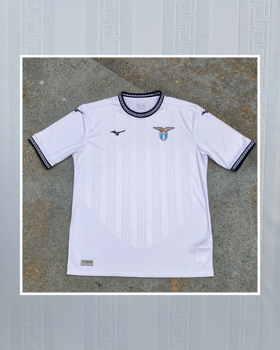 Dhem_boost's tweet photo. #KitOfTheDay 👉🏻 @OfficialSSLazio; 23-24 3rd Kit by @MizunoFootball; Sponsorless; Bought from @classicshirts
#SSLazio / #MizunoFootball / #CMonEagles / #3rdKit / #Sponsorless / #Lazio1900 / #ClassicShirts / #ReachBeyond / #50Anniversario / #MizunoItalia / #DajeLazio / #BadgePorn https://t.co/9Nmkb9dPxX
