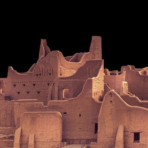 رياض | مصمم🪄 tweet media