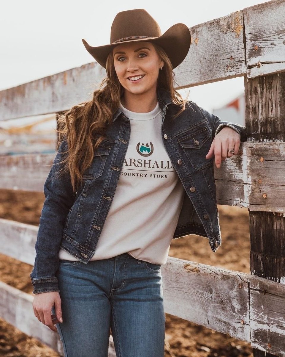 Smile of the Day! 🌅🤠❤️🐴👩🏼😊