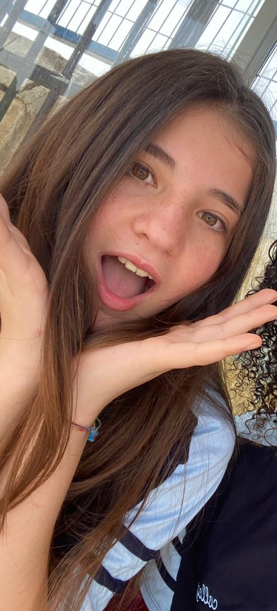 6 şubattan bu yana heryerde siz varsiniz Hayalciğim, bahçemize konan bir kelebekte, bize misafir olan kedilerde, kardeşin Fehminin  gözlerinde, Mavinin gülüşünde.. Her doğan güneş sizin ışığınızı yansıtıyor bize ve batan güneş size bir gün daha yanaşmanın habercisi, öylesine