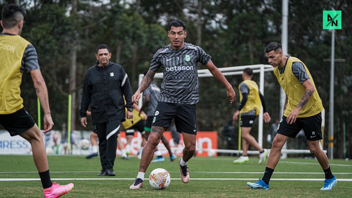 nacionaloficial's tweet photo. Entreno de martes en Guarne ⚽️💚

#EntrenamientoVerdolaga🇳🇬 https://t.co/jGQrryryTu