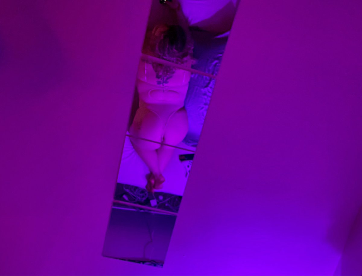 Content from xrosiegirl